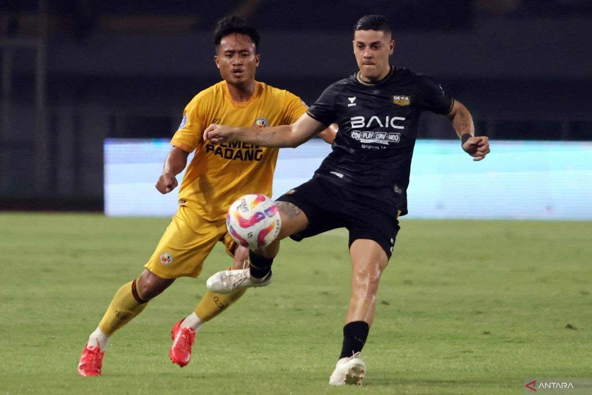 Alexis Messidoro Siapkan Mental untuk Pertandingan Melawan Persis Solo
